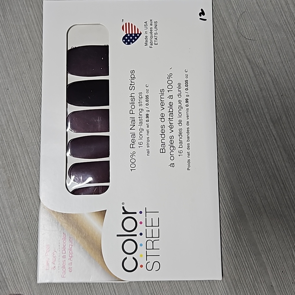 Color Street Nail Strips in 'Made In Milan'